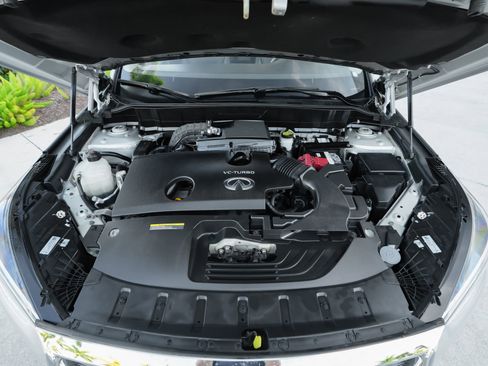 Used 2019 INFINITI QX50 Luxe w/ Navigation Package image 42