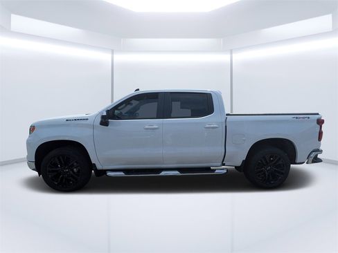 New 2025 Chevrolet Silverado 1500 LT image 8