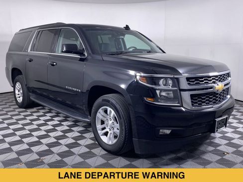 Used 2018 Chevrolet Suburban LT AWD/4WD image 23