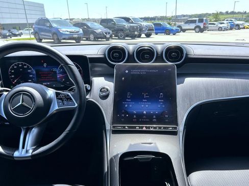 Used 2024 Mercedes-Benz GLC 300 GLC 300 image 13