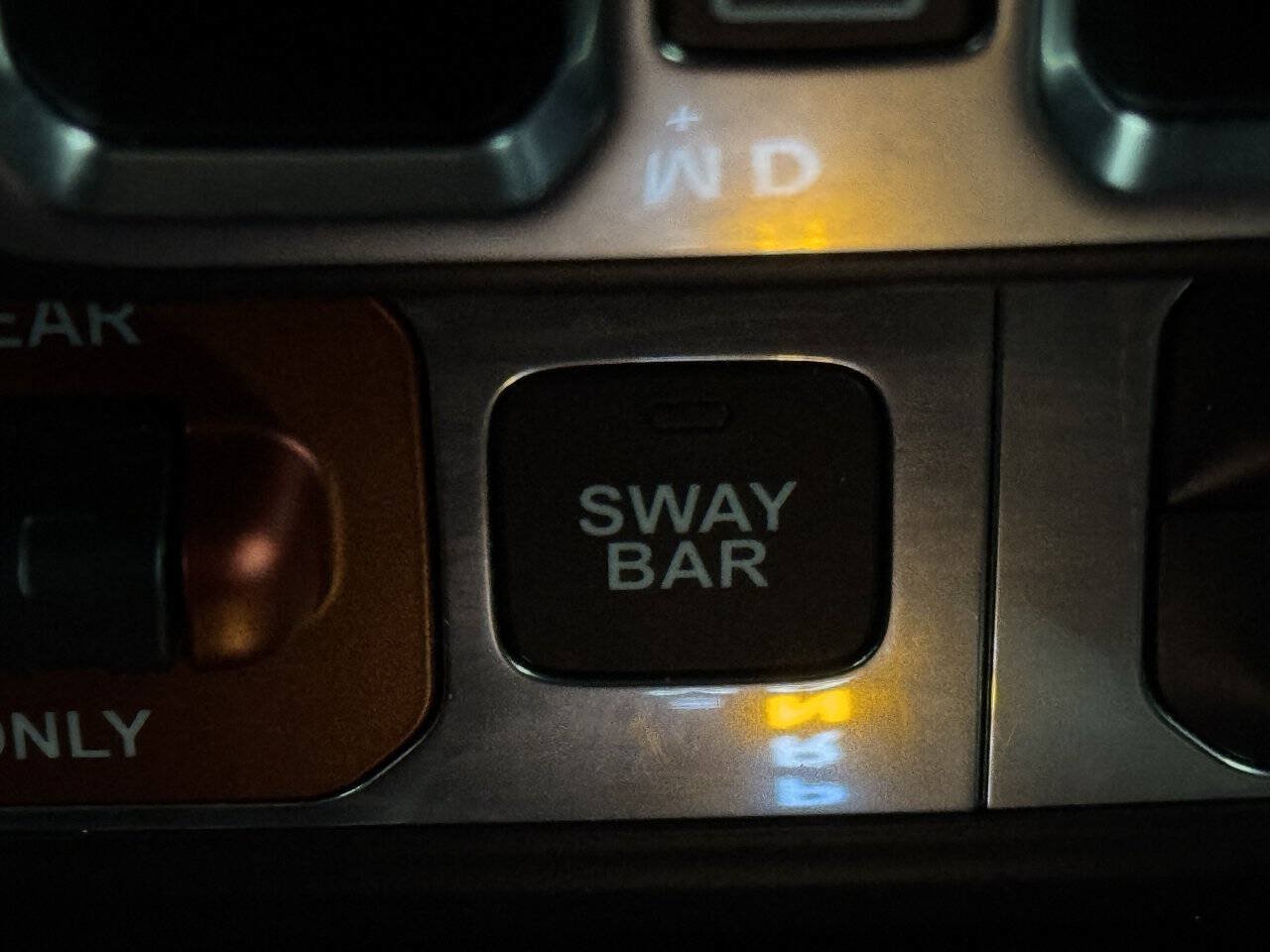 Used 2019 Jeep Wrangler Unlimited Rubicon w/ Uconnect 4C Nav & Sound Group AWD/4WD image 36