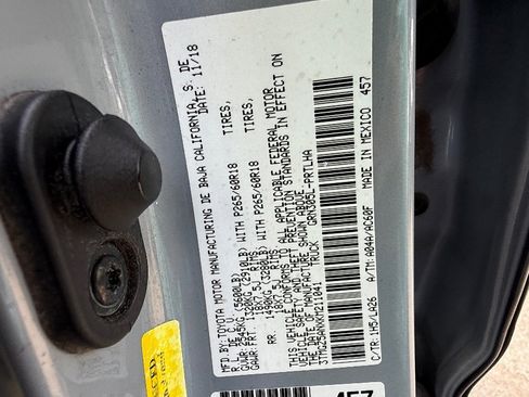 Used 2019 Toyota Tacoma SR image 29