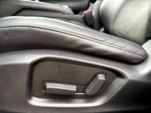 Used 2019 MAZDA CX-5 Touring image 18