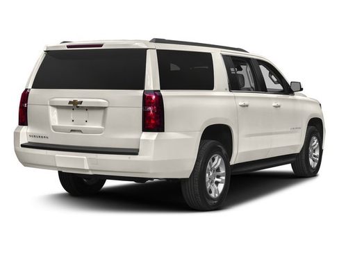 Used 2017 Chevrolet Suburban LT w/ Luxury Package AWD/4WD image 5