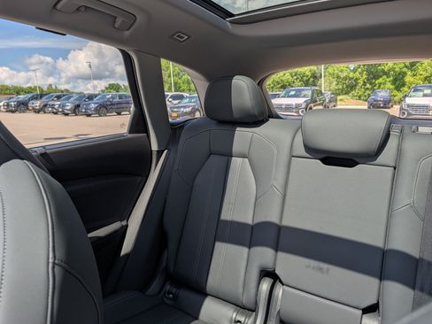Certified 2025 Audi Q5 Premium w/ Premium Plus AWD/4WD image 12