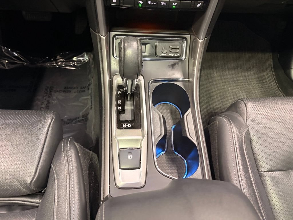 Used 2020 Subaru Ascent Limited w/ Technology Package AWD/4WD image 11