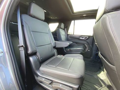 Used 2024 Chevrolet Tahoe Z71 w/ Z71 Off-Road Package AWD/4WD image 27