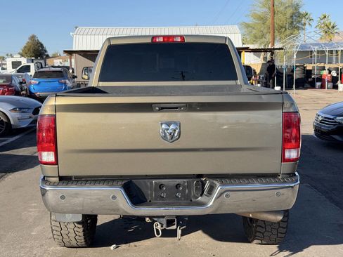 Used 2015 RAM 2500 Tradesman w/ Chrome Appearance Group AWD/4WD image 7