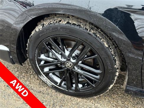 Used 2025 Toyota Camry SE image 10