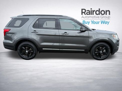 Used 2018 Ford Explorer XLT w/ Equipment Group 201A FWD image 8