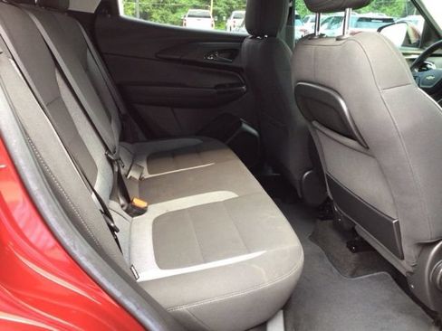 Used 2022 Chevrolet TrailBlazer LT FWD image 16