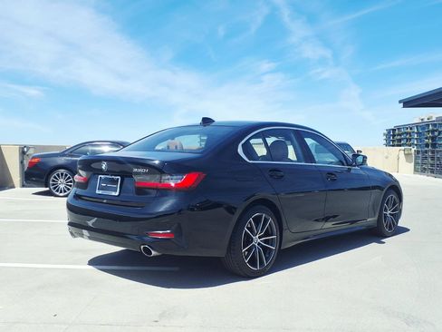Used 2019 BMW 330i xDrive Sedan AWD/4WD image 6