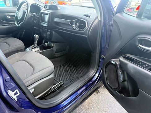 Used 2020 Jeep Renegade Altitude image 22