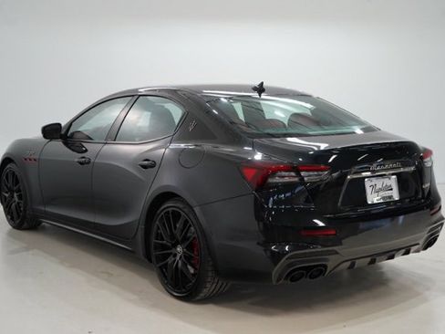 Used 2022 Maserati Ghibli Trofeo image 5