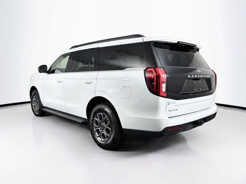 Used 2025 Ford Expedition Active AWD/4WD image 9