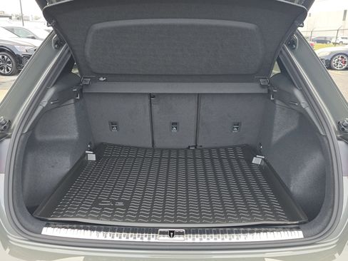 New 2025 Audi Q3 2.0T Premium image 15