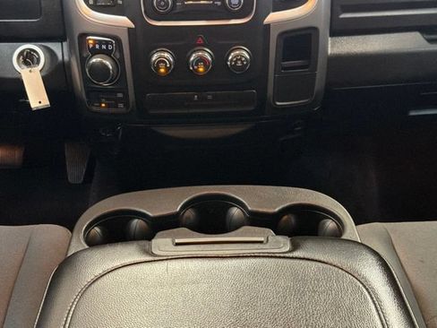 Used 2022 RAM 1500 Classic SLT AWD/4WD image 16