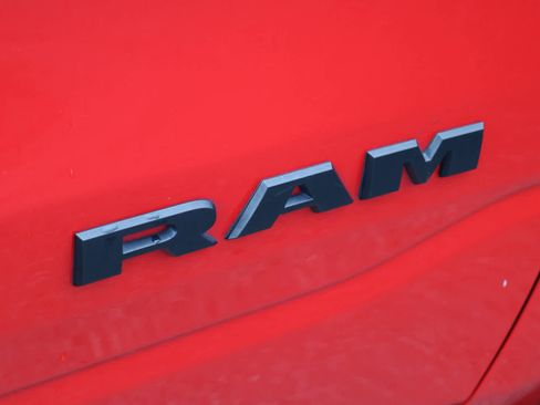 Used 2024 RAM 1500 Big Horn AWD/4WD image 8
