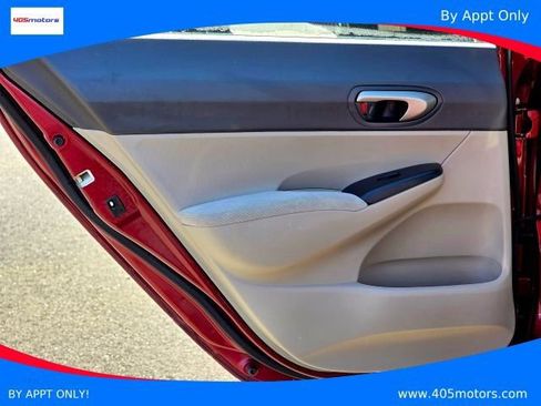 Used 2010 Honda Civic LX image 29