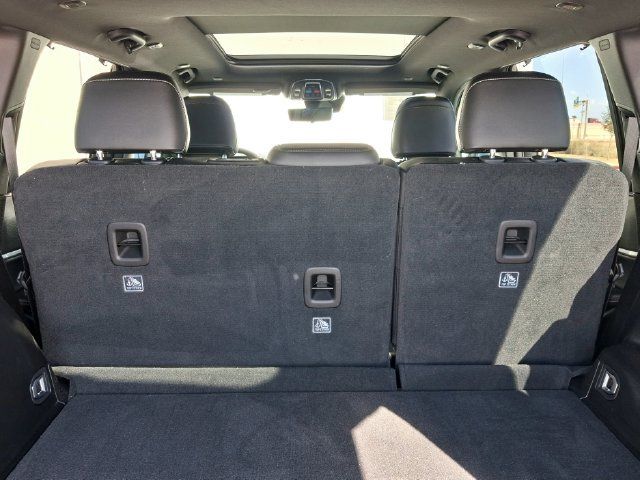 Used 2025 Jeep Grand Cherokee Limited w/ Luxury Tech Group II RWD image 29