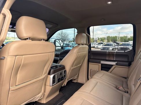 Used 2019 Ford F150 Lariat w/ Equipment Group 501A Mid AWD/4WD image 27