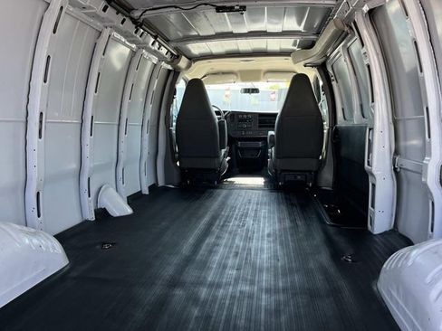 Used 2025 Chevrolet Express 2500 Extended w/ Driver Convenience Package RWD image 14