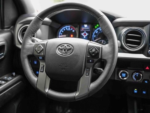 Used 2023 Toyota Tacoma TRD Pro AWD/4WD image 15