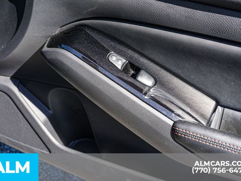Used 2025 Nissan Altima 2.5 SR FWD image 48