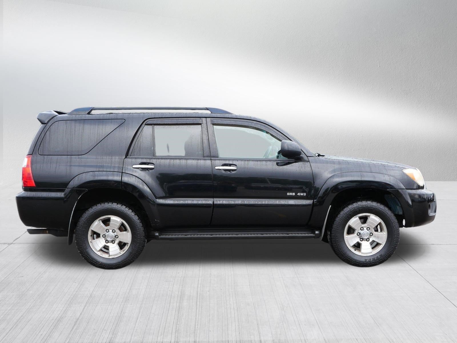Used 2007 Toyota 4Runner SR5 AWD/4WD image 8