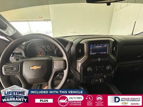 Used 2020 Chevrolet Silverado 1500 Custom w/ Custom Value Package AWD/4WD image 16