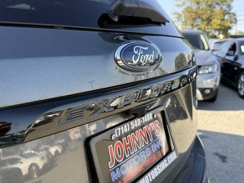 Used 2018 Ford Explorer Sport image 24