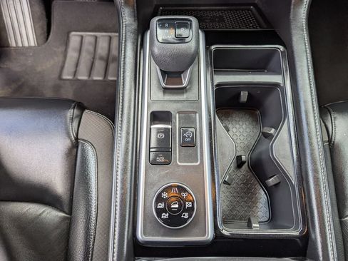 Used 2022 Nissan Pathfinder SL w/ SL Premium Package AWD/4WD image 25