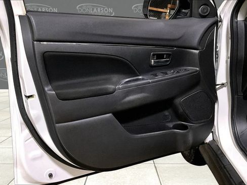 Used 2019 Mitsubishi Outlander Sport LE AWD/4WD image 14