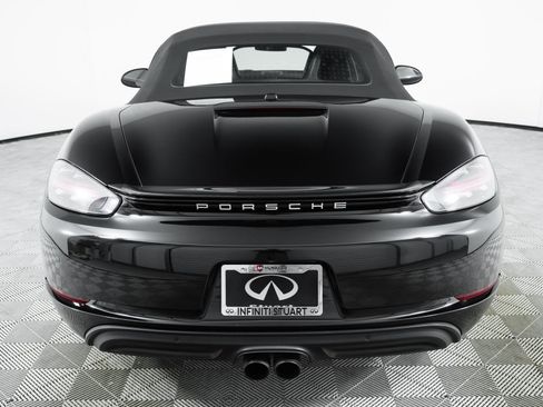Used 2021 Porsche 718 Boxster RWD image 74