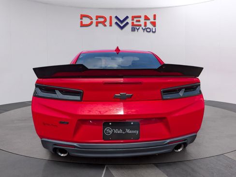 Used 2017 Chevrolet Camaro SS RWD image 6