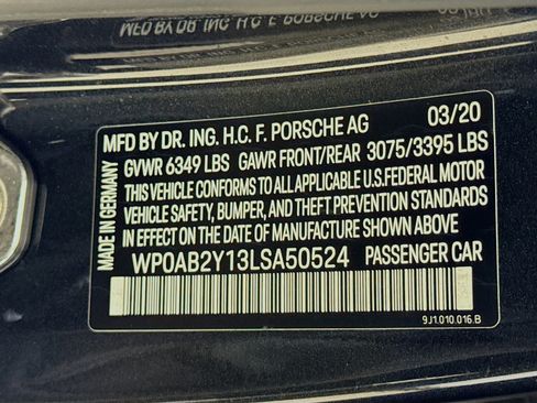 Used 2020 Porsche Taycan 4S w/ Premium Package image 34