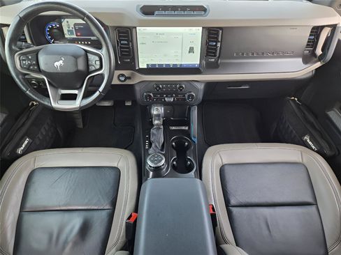 Used 2022 Ford Bronco Wildtrak AWD/4WD image 26