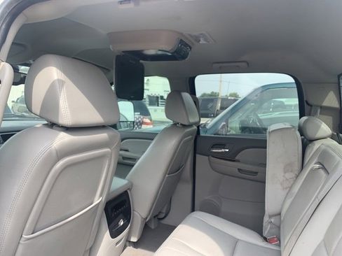 Used 2007 Chevrolet Silverado 1500 LTZ w/ EZ-Lift Tailgate Package image 16