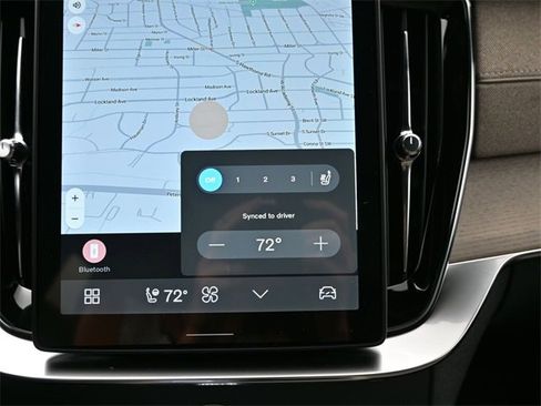 New 2026 Volvo XC90 B6 Core image 23