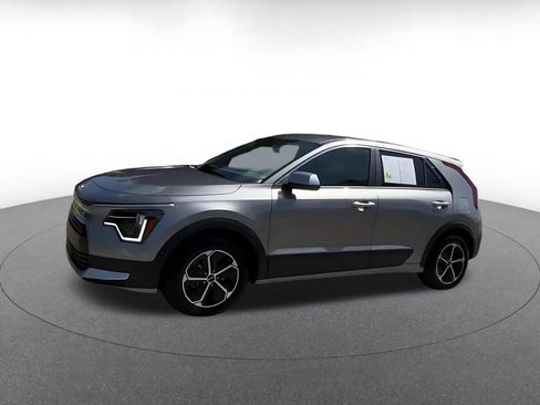 Used 2026 Kia Niro LX FWD image 8