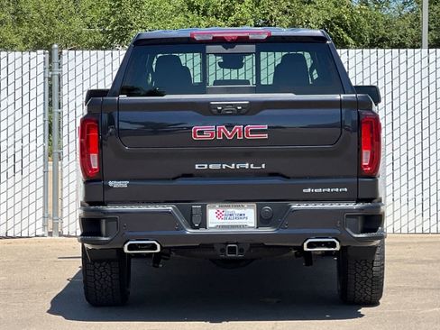 New 2026 GMC Sierra 1500 Denali w/ Technology Package image 5