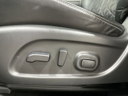 Used 2020 Nissan Murano Platinum FWD image 16