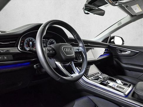 Used 2023 Audi Q8 Premium Plus w/ Premium Plus Package AWD/4WD image 10