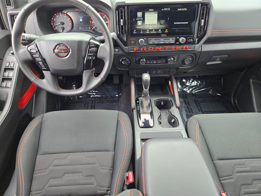 Used 2025 Nissan Frontier PRO-4X AWD/4WD image 21