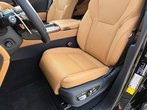 New 2026 Lexus LX 700h Luxury AWD/4WD image 6