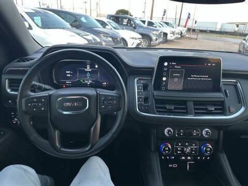 Used 2022 GMC Yukon AT4 AWD/4WD image 14