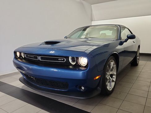 Used 2022 Dodge Challenger GT RWD image 2