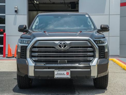 Used 2023 Toyota Tundra Limited AWD/4WD image 2
