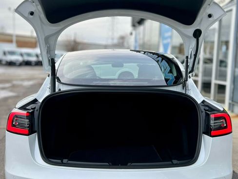 Used 2022 Tesla Model 3 Long Range image 8