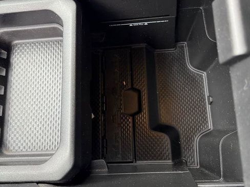 Used 2022 RAM 2500 Big Horn w/ Level C Equiment Group image 29